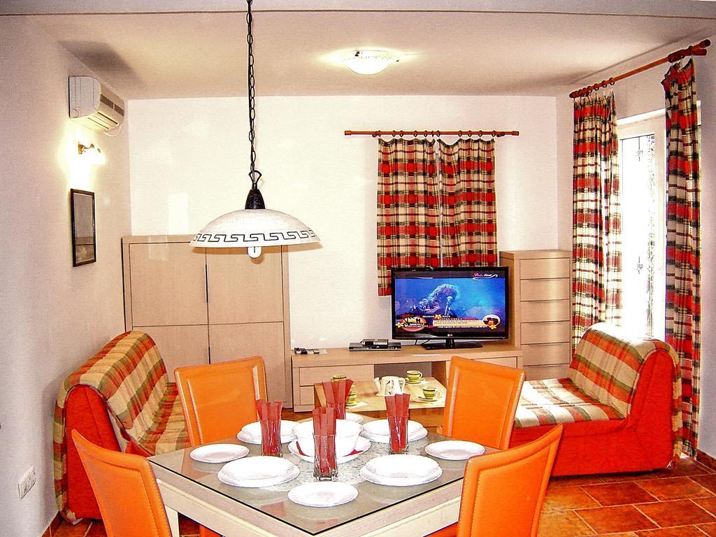 Apartments Maris Petrovac Rom bilde